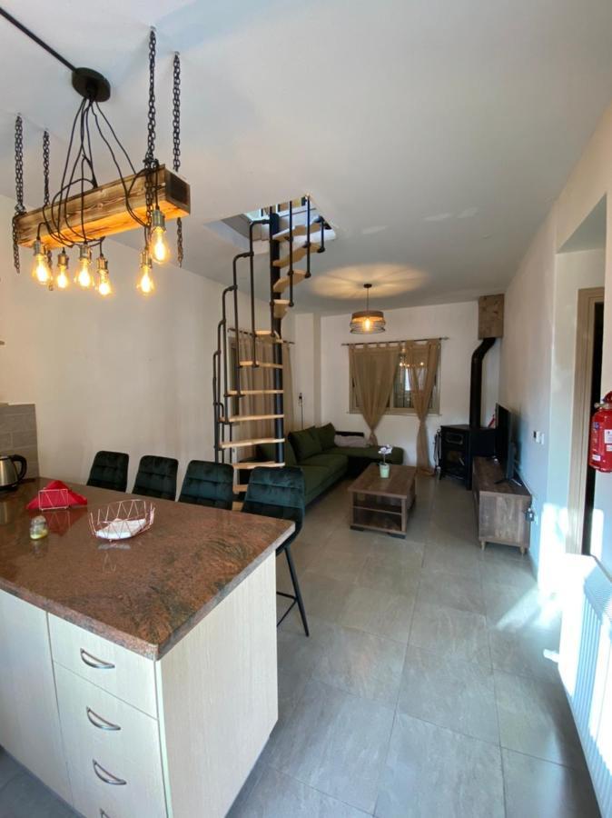 阿格罗斯Aprosmeno Jacuzzi House 2公寓 外观 照片